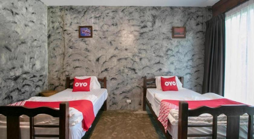Oyo 75374 Baan Rak Mai Kanchanaburi Exterior foto