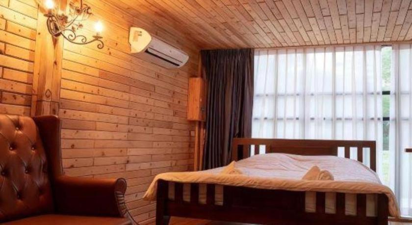 Oyo 75374 Baan Rak Mai Kanchanaburi Exterior foto